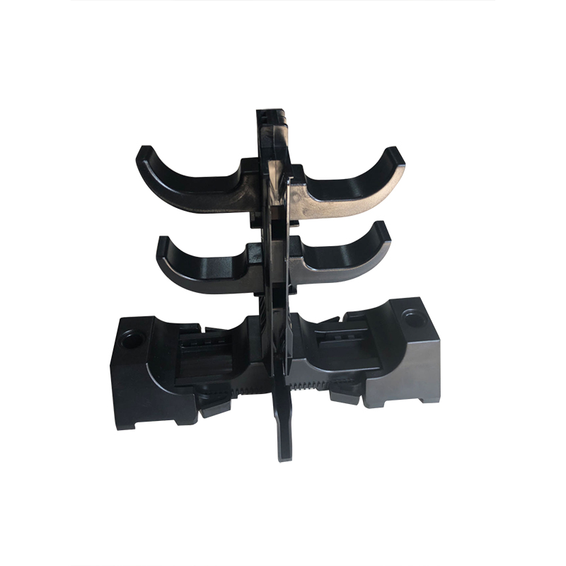 Fireproof and flame-retardant isolation board bracket