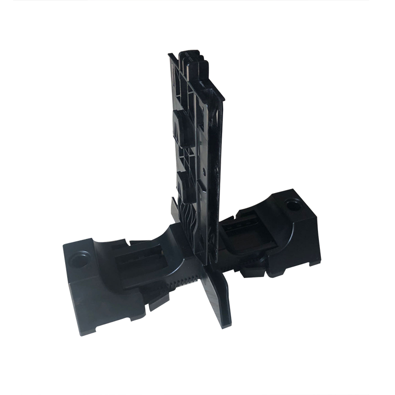 Fireproof and flame-retardant isolation board bracket